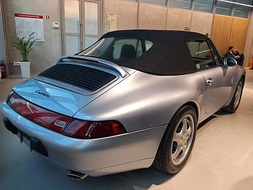 Porsche 911, 1995г., задний привод, автомат