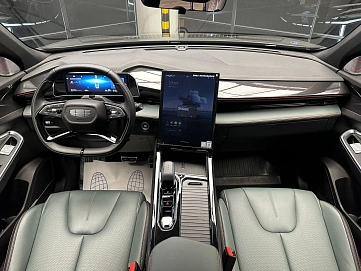 Geely Atlas, 2025г., передний привод, робот