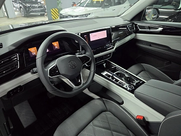 Volkswagen Teramont, 2026г., полный привод, робот