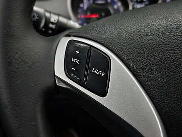 Hyundai Elantra, 2015г., передний привод, автомат