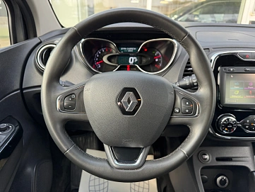 Renault Kaptur, 2017г., полный привод, автомат