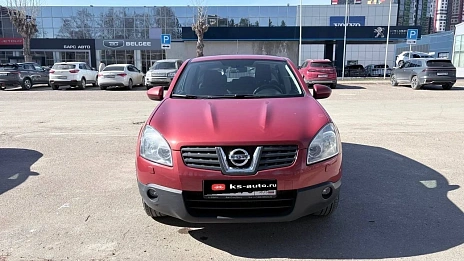 Nissan Qashqai, 2007г., передний привод, вариатор