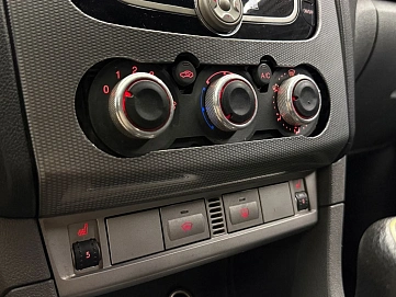 Ford Focus, 2010г., передний привод, механика