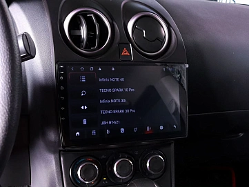 Nissan Qashqai, 2013г., передний привод, вариатор