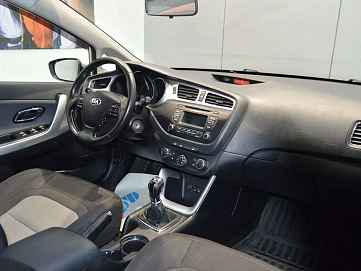 Kia Ceed, 2014г., передний привод, механика
