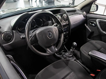 Renault Duster, 2015г., полный привод, механика