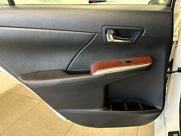 Toyota Camry, 2013г., передний привод, автомат