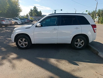 Suzuki Grand Vitara, 2011г, полный привод, автомат