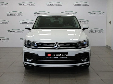 Volkswagen Tiguan, 2019г., полный привод, автомат