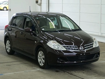 Nissan Tiida, 2012г, передний привод, автомат