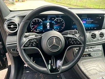 Mercedes-Benz E-Класс, 2021г., полный привод, автомат