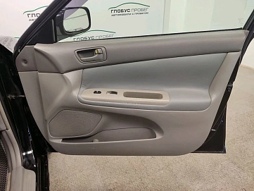 Toyota Camry, 2001г., передний привод, автомат