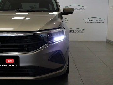 Volkswagen Polo, 2020г., передний привод, механика
