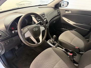 Hyundai Solaris, 2013г., передний привод, механика