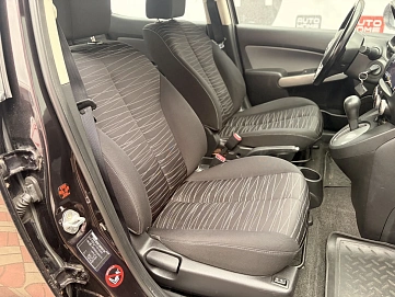 Mazda 2, 2009г., передний привод, автомат