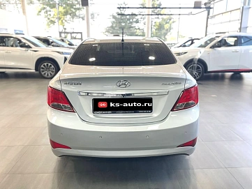 Hyundai Solaris, 2014г., передний привод, автомат