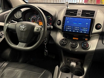Toyota RAV4, 2011г., полный привод, вариатор
