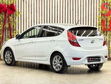 Hyundai Solaris, 2013г., передний привод, автомат