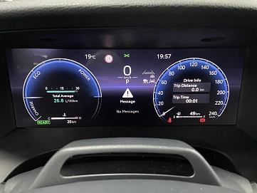 Toyota Camry, 2025г., передний привод, вариатор
