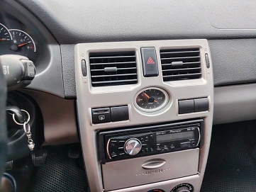 Lada (ВАЗ) Priora, 2010г., передний привод, механика