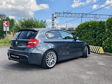 BMW 1 серии, 2008г, задний привод, автомат