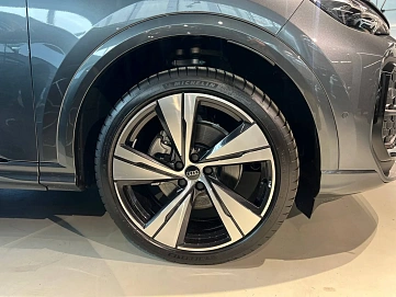 Audi Q5 Sportback, 2025г., полный привод, робот
