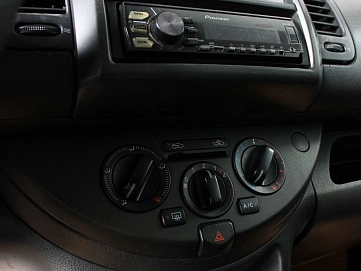 Nissan Note, 2006г., передний привод, механика