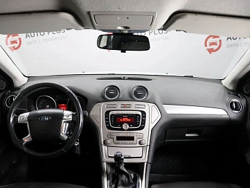 Ford Mondeo, 2009г., передний привод, механика