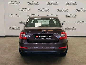 Skoda Octavia, 2014г., передний привод, робот