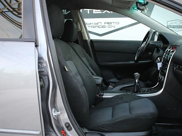 Mazda 6, 2006г., передний привод, механика