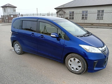 Honda Freed, 2014г., передний привод, вариатор