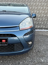 Citroen C4 Picasso, 2010г., передний привод, робот