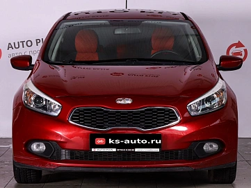 Kia Ceed, 2013г., передний привод, механика