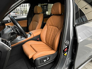 BMW X7, 2022г., полный привод, автомат