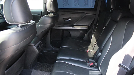 Toyota Venza, 2013г., передний привод, механика