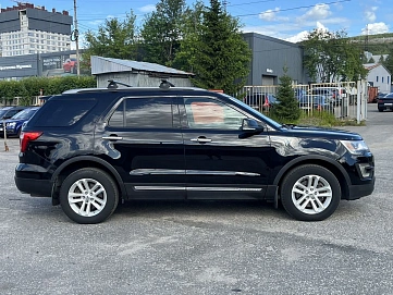 Ford Explorer, 2016г, полный привод, автомат
