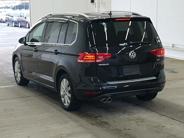 Volkswagen Touran, 2017г., передний привод, робот