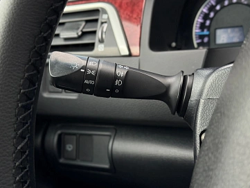 Toyota Camry, 2012г., передний привод, автомат