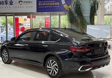 Volkswagen Lavida, 2023г, передний привод, автомат