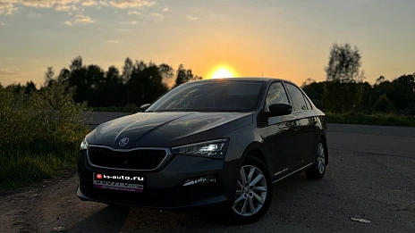 Skoda Rapid, 2022г., передний привод, робот