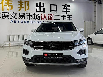 Volkswagen T-Roc, 2023г., передний привод, робот
