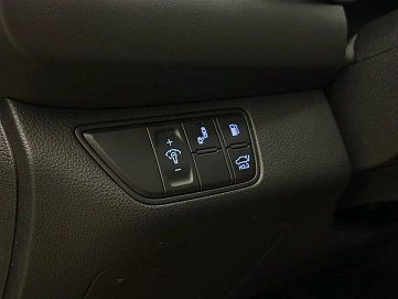 Genesis G70, 2019г., полный привод, автомат