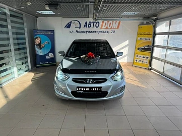 Hyundai Solaris, 2012г., передний привод, механика