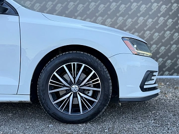 Volkswagen Jetta, 2017г., передний привод, автомат