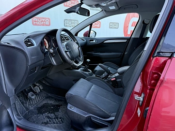 Citroen C4, 2011г., передний привод, механика