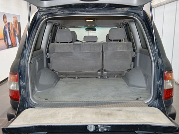 Toyota Land Cruiser, 2006г., полный привод, механика