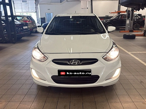 Hyundai Solaris, 2012г, передний привод, механика