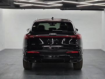 Audi Q5, 2026г., полный привод, робот
