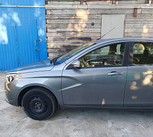 Lada (ВАЗ) Vesta, 2019г., передний привод, механика