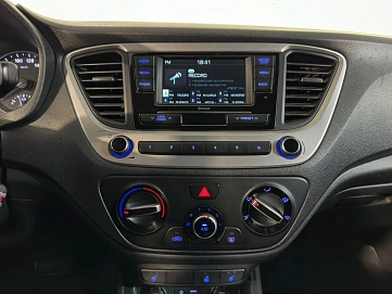 Hyundai Solaris, 2018г., передний привод, автомат